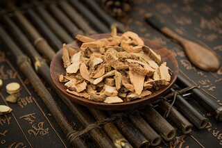 七年级下册木兰诗朗诵_儿童木兰诗朗诵第一名