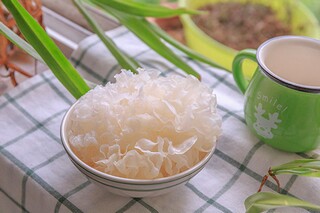 让老去的脚步从容淡定的散文_认真的活积极老去散文